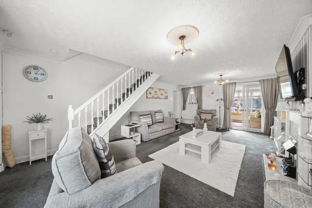 Photo 2 — Aviemore Close, Ashton-In-Makerfield, Wigan, Wigan, WN4 0RY