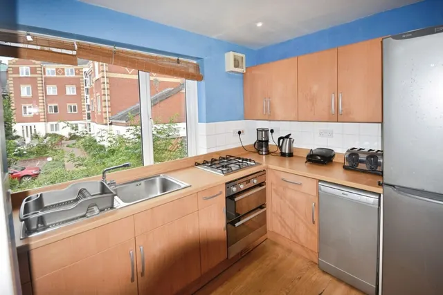 Devonshire Place, EX4, photo 2