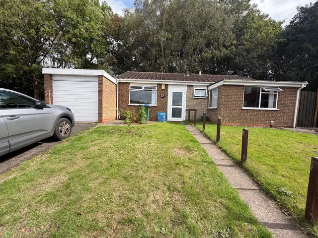 St Kenelms Close, B70, photo 1