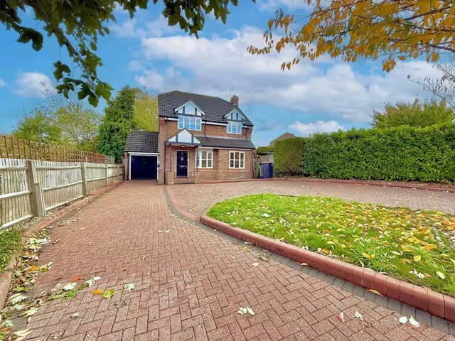Canesworde Road, Dunstable LU6 3JL, photo 1