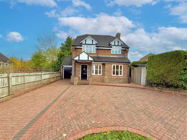Canesworde Road, Dunstable LU6 3JL, photo 1