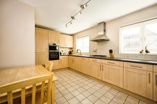 Photo 2 — Spriggs Close, Clapham, Bedford, Bedfordshire, MK41