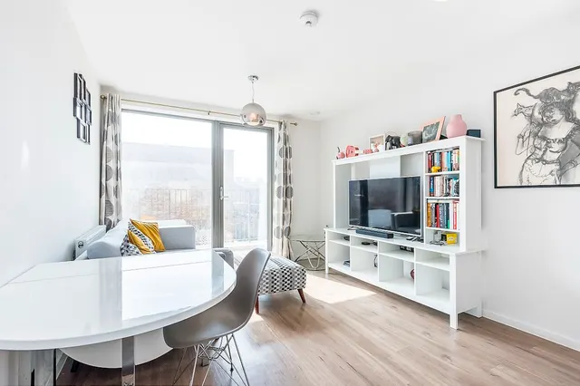 Photo 3 — 50 Hammersley Road, London, E16 1RA