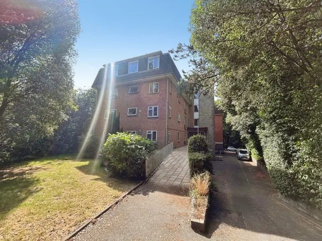 Dean Park Road, Bournemouth, photo 1