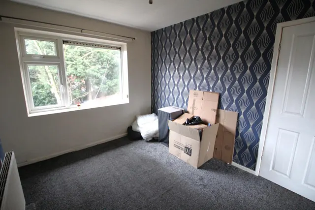 Foxglove Drive, Bury, BL9, photo 2