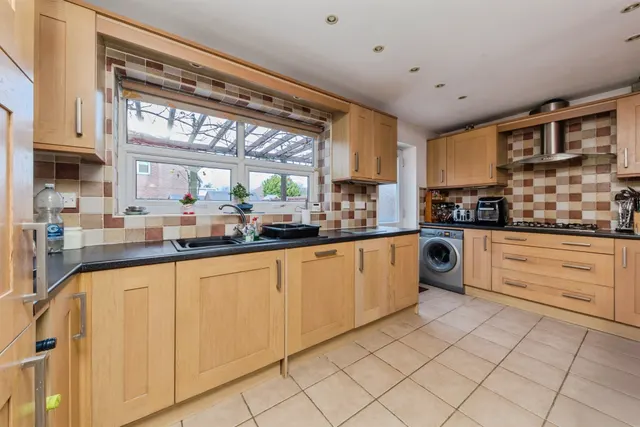 Photo 2 — Beechfields, Winsford
