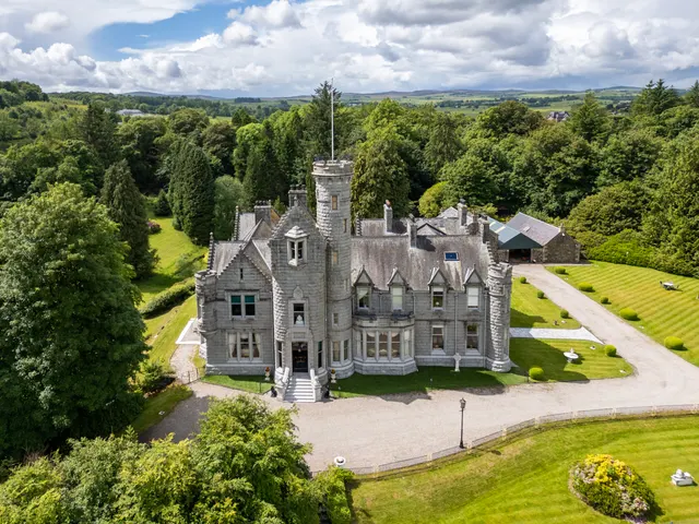 Torr Hall, Torr Road, Bridge of Weir, photo 1