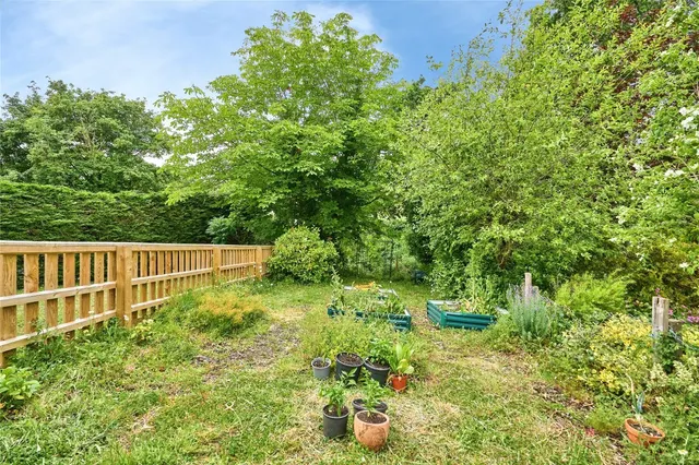 Hillrise Avenue, Ryde, PO33, photo 2