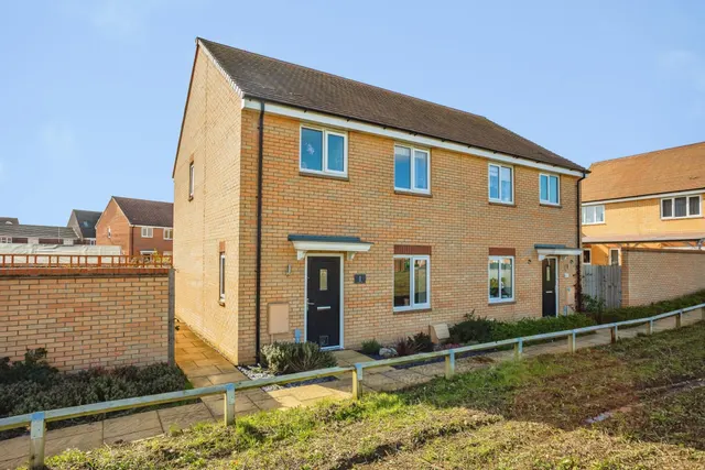 Fakenham Green, Bourne, PE10, photo 1
