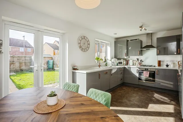 Fakenham Green, Bourne, PE10, photo 3