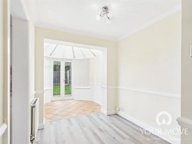 Photo 3 — Falcon Drive, Crewe, Cheshire, CW1