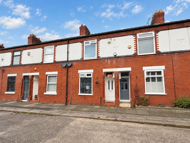 Princes Drive, Sale, photo 1