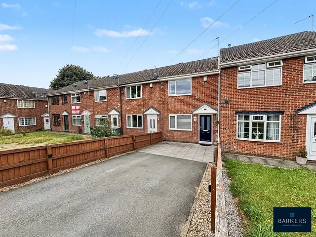 Oakway Birkenshaw, Bradford BD11 2PG, photo 1
