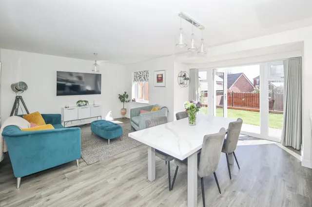 Martin Drive, Kenilworth, CV8, photo 2