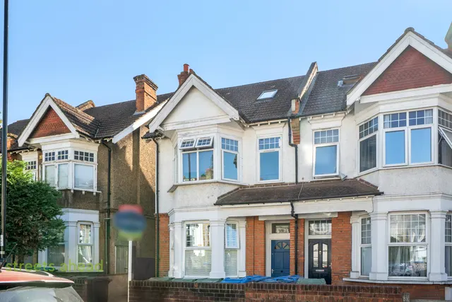 Clifton Road, London, SE25, photo 1