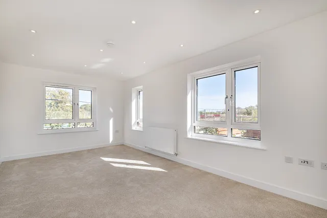 Roundhouse Road, Didcot, OX11, photo 3