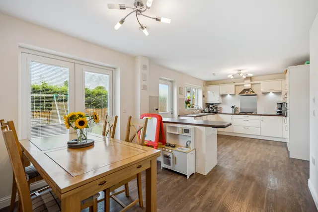 McNaughton Court, Stirling, FK8, photo 2
