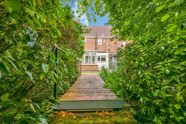 Photo 2 — Manville Close, NOTTINGHAM, Nottinghamshire, NG8