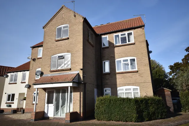 Old Place, Sleaford, photo 1