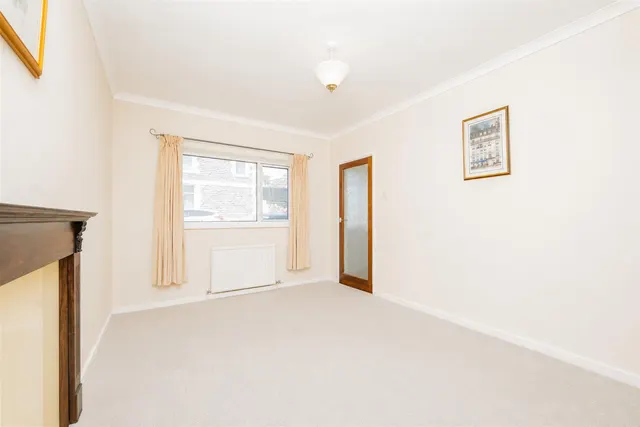 Photo 3 — Pontypridd Street, Barry, CF63 2HH