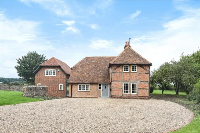 Crowsley Park Farm, Crowsley, Henley-on-Thames, RG9 4JN, photo 1