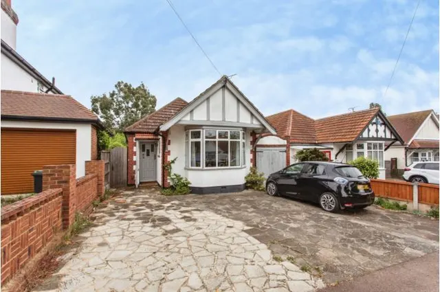 Westbourne Grove, Westcliff-On-Sea, SS0, photo 1