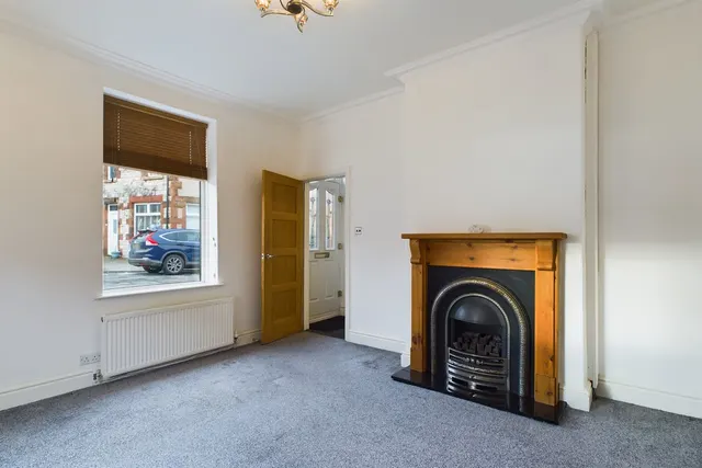 Chapel Street, Ulverston, LA12, photo 2