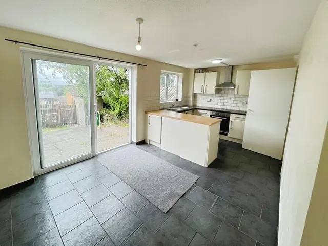 Ellsworth Rise, Nottingham, NG5, photo 3
