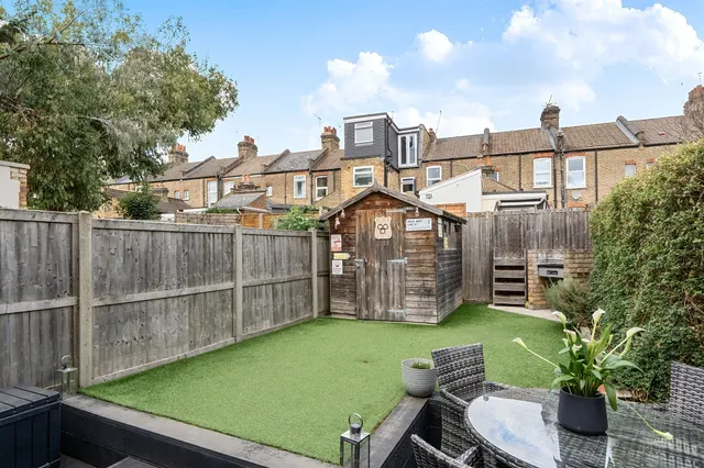 Burlington Road, Enfield, EN2, photo 2