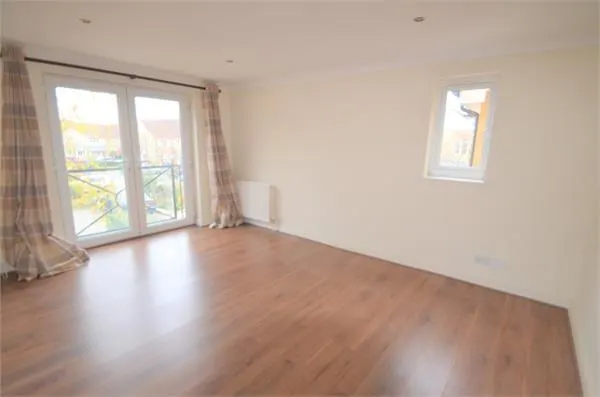 Photo 3 — Grenville Place, Mill Hill, NW7, Mill Hill