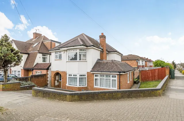 Norrys Road, Cockfosters, Barnet, EN4 9JU, photo 1