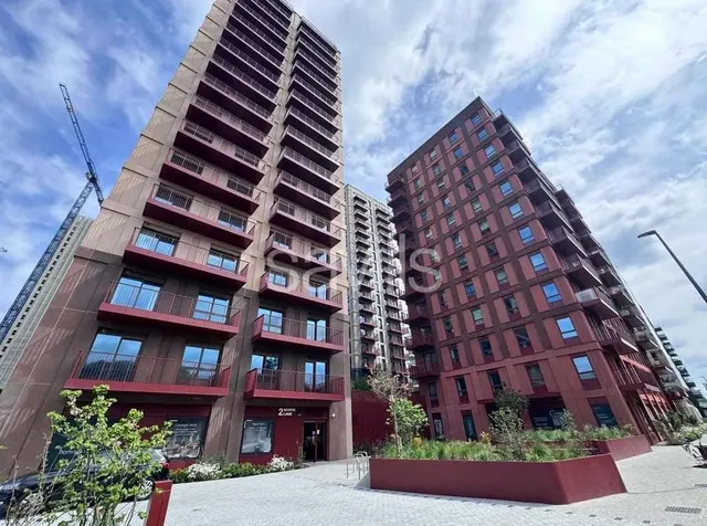 Greenwich Peninsula, 2 Mabyn Lane, London SE10 0GF, photo 1