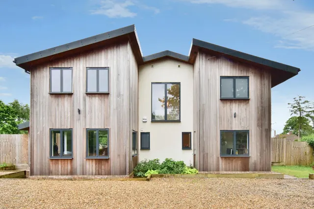 Amsbury Road, Maidstone, ME15, photo 1