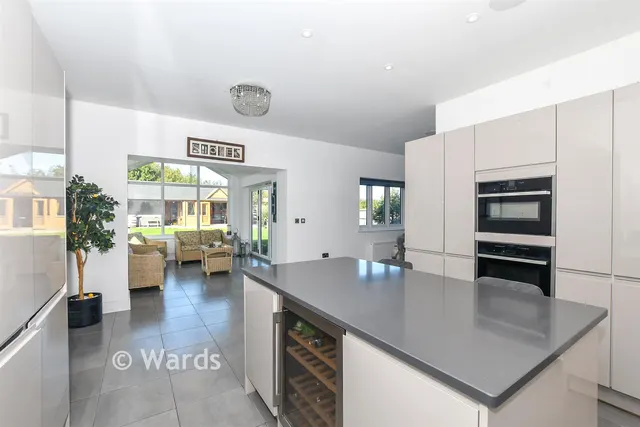 Ketley Close, Eastchurch. Sheerness, ME12, photo 3
