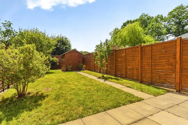 Osborn Close, Sayers Common, BN6, photo 2