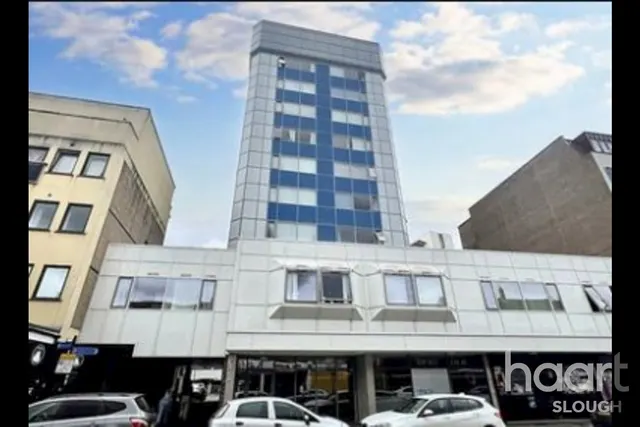 High Street, Slough, SL1, photo 1