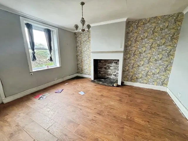 Photo 3 — Carr Road, Todmorden, OL14