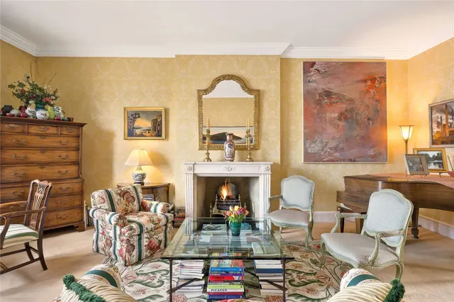 Photo 3 — Eaton Place, London, SW1X 8DE