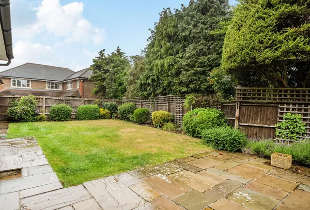 Photo 3 — St. Marys Copse, Surrey, St. Marys Road, KT4 7LA