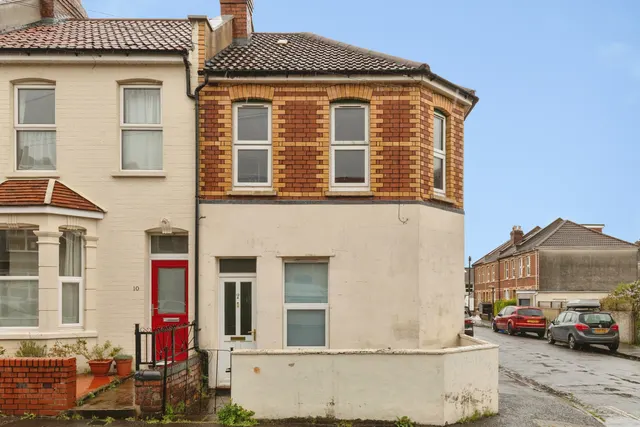 Springfield Avenue, Bristol, BS7, photo 2