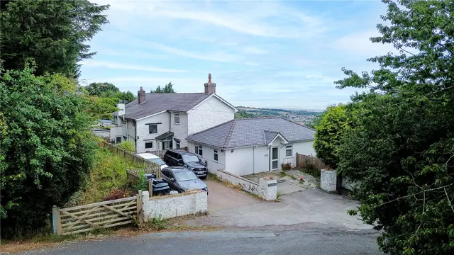 Photo 2 — Pen Y Pylle, Brynford, Holywell, Flintshire, CH8 8HB