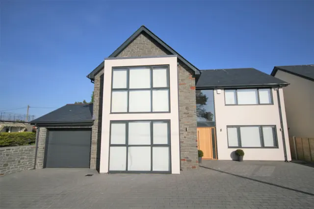 Photo 2 — Oldway, Bishopston, Swansea, West Glamorgan, SA3 3DJ