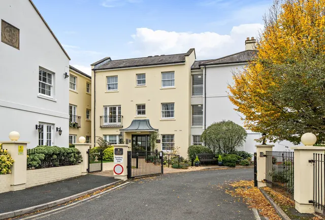 Commercial Street, Cheltenham, GL50 2AJ, photo 1