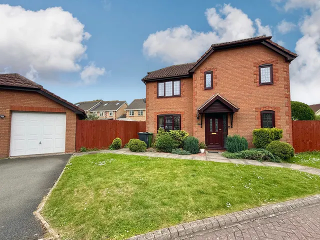 Firecrest View, Swindon, Wiltshire, SN3 5LS, photo 1