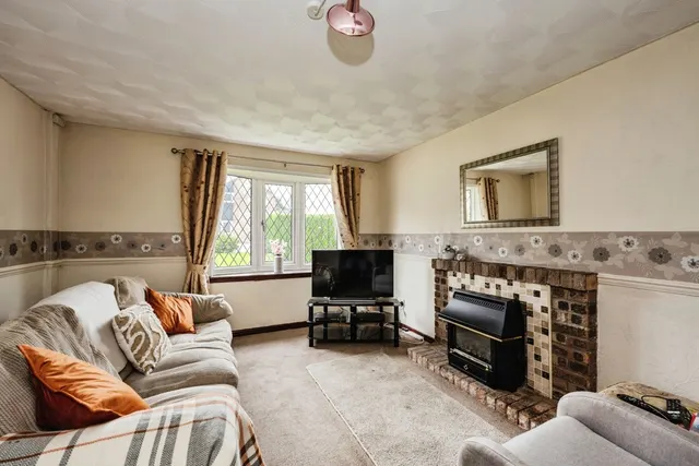 Taliesin Place, Loughor, SA4, photo 2