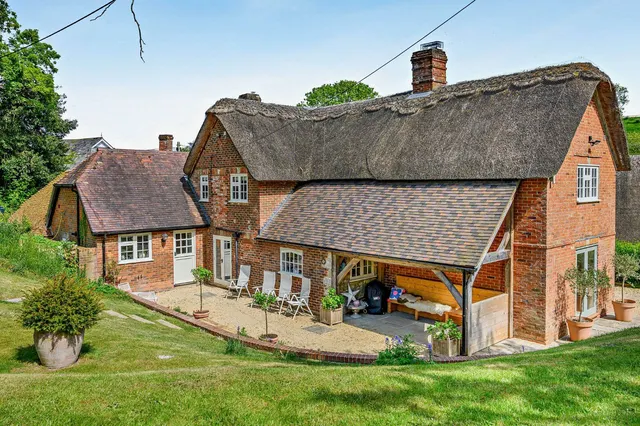 Ebbesbourne Wake, Salisbury, Wiltshire, SP5 5JQ, photo 1