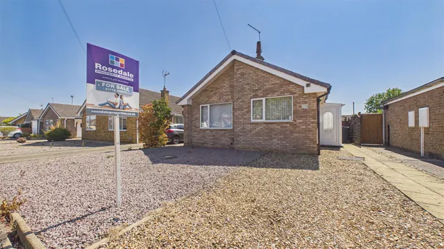 Torfrida Drive, Bourne, photo 1