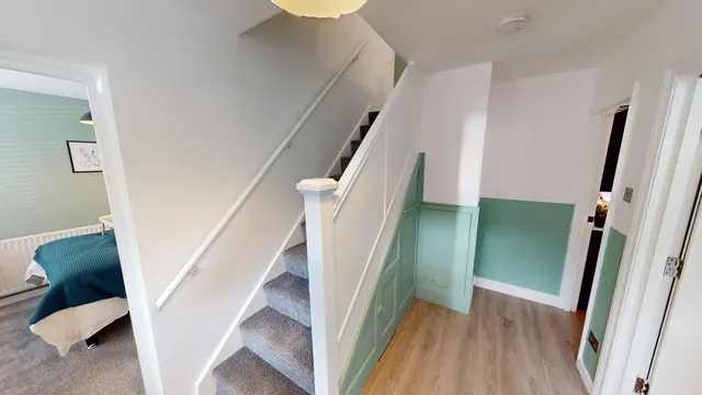 Harrington Drive, Nottingham, NG7, photo 1