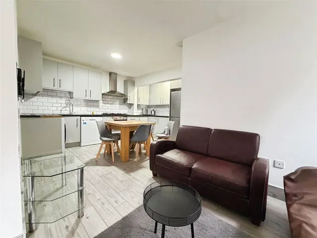 Forty Acres Road, Canterbury, CT2, photo 2