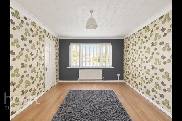 Fairlop Close, Clacton-On-Sea, CO15, photo 2